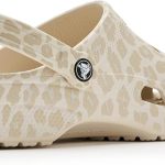 Crocs Unisex-Adult Classic Clog - Seasonal Graphic